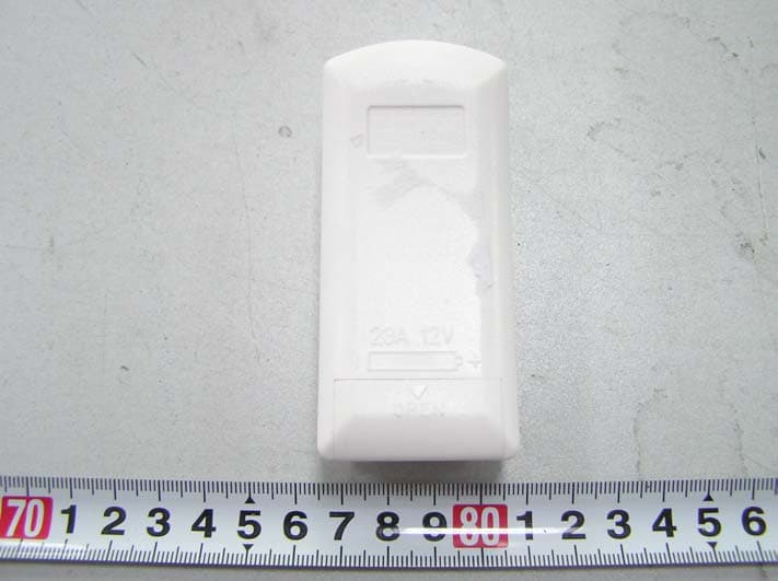 Remote Control - FCC ID TU6BHRC3 - CIXI BAIHUANG ELECTRIC APPLIANCES CO., LTD. (1)