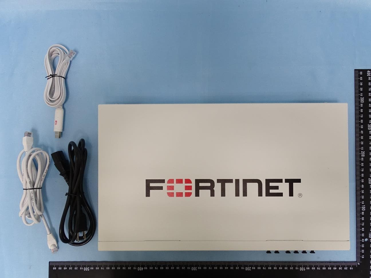 Network Security Gateway - FCC ID TVE-111T17A - Fortinet Inc. (5)