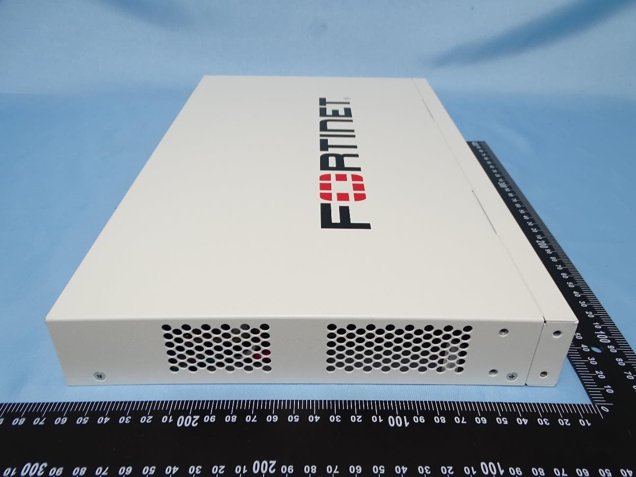 Network Security Gateway - FCC ID TVE-111T17A - Fortinet Inc.
