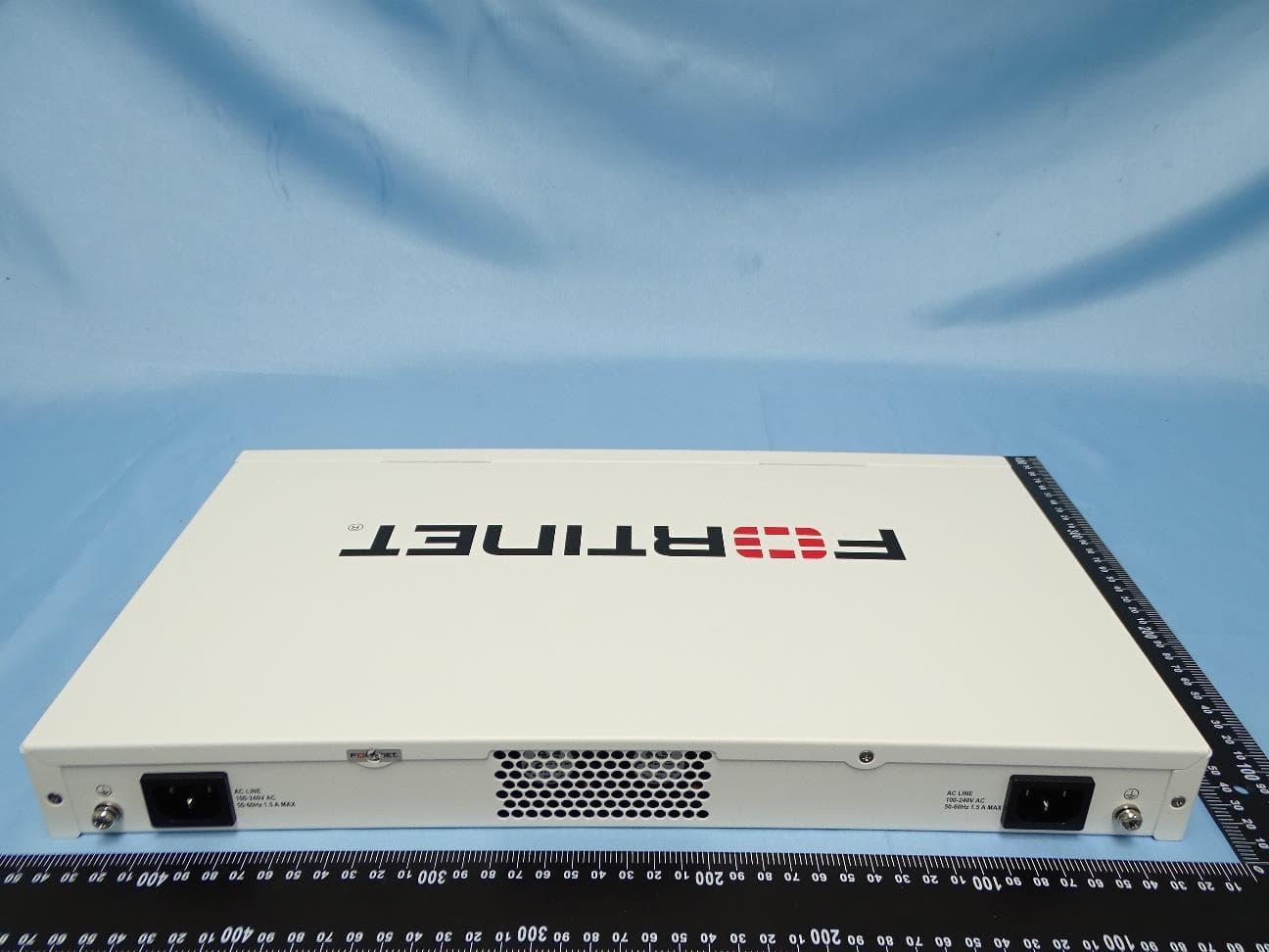 Network Security Gateway - FCC ID TVE-111T17A - Fortinet Inc. (3)