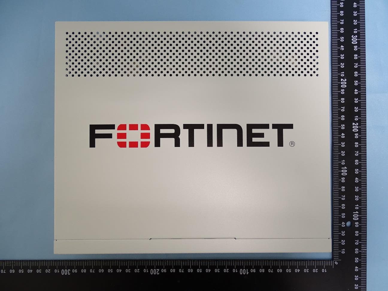 Network Switch - FCC ID TVE-240605 - Fortinet Inc. (2)