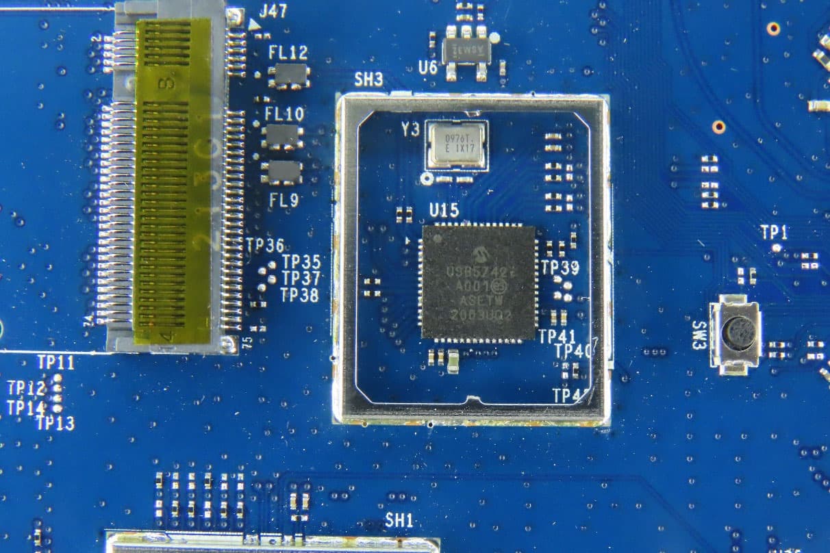 Secured Network Extension Device - FCC ID TVE-3317E142 - Fortinet Inc. (3)