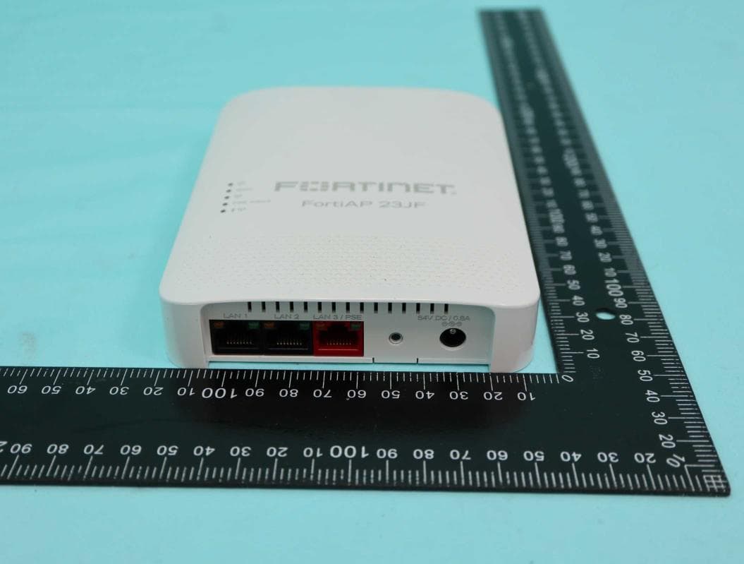 Secured Wireless Access Point - FCC ID TVE-3417T0966 - Fortinet Inc. (4)