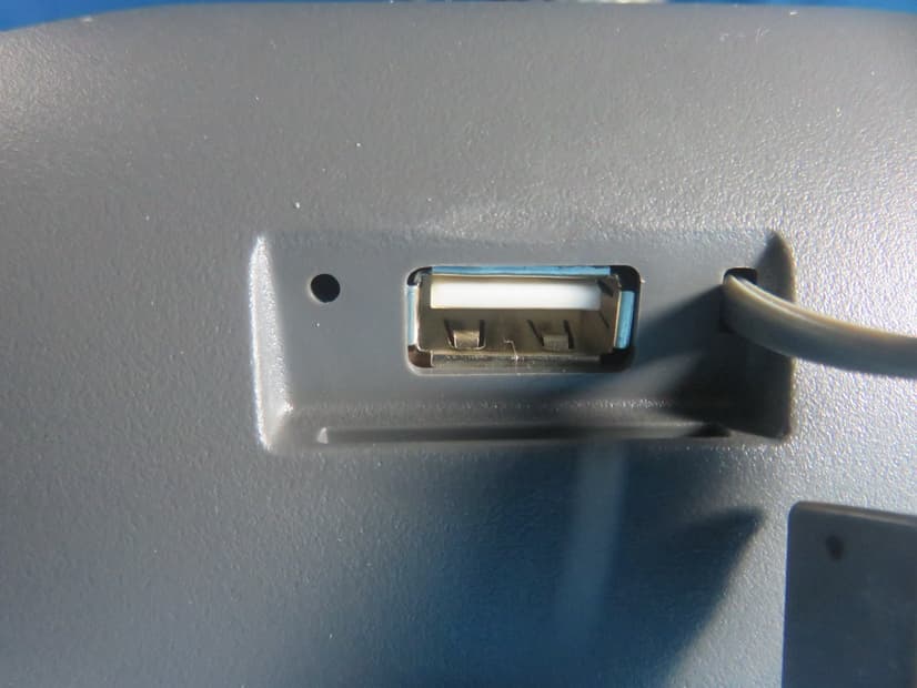 IP Phone - FCC ID TVE-FON480 - Fortinet Inc. (4)