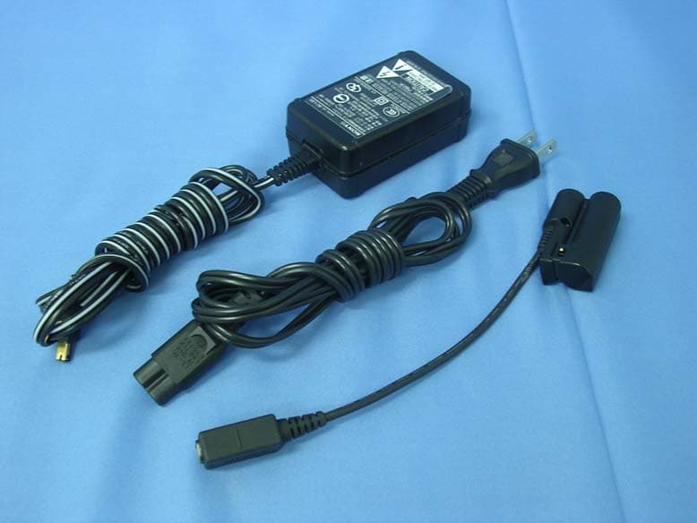 Digital Still Camera - FCC ID TVRDSCS45 - Hon Hai Precision Industry Co., Ltd. Nei-Hu Branch Office