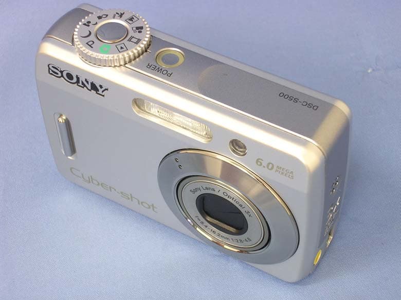 Digital Still Camera - FCC ID TVRDSCS500 - Hon Hai Precision Industry Co., Ltd. Nei-Hu Branch Office (4)