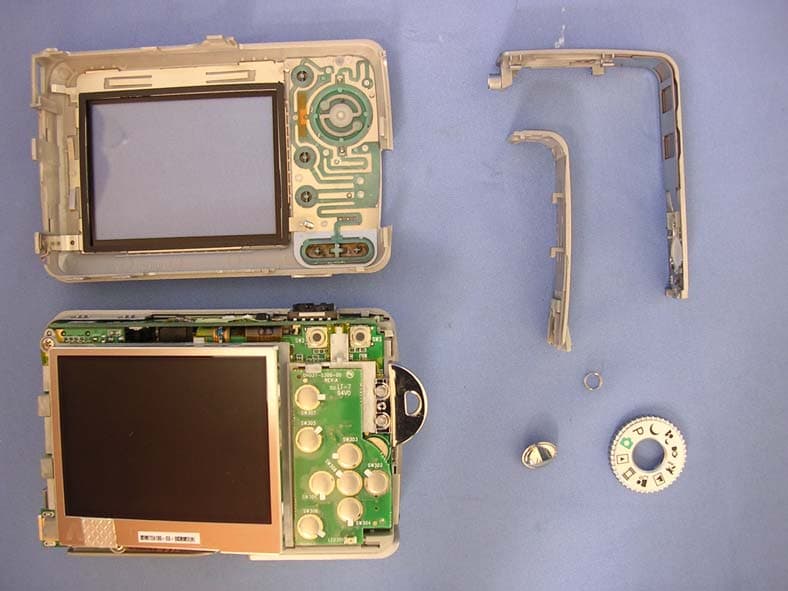 Digital Still Camera - FCC ID TVRDSCS500 - Hon Hai Precision Industry Co., Ltd. Nei-Hu Branch Office