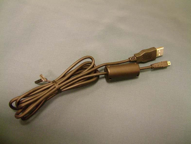 Digital Still Camera - FCC ID TVRDSCS800 - Hon Hai Precision Industry Co., Ltd. Nei-Hu Branch Office (2)
