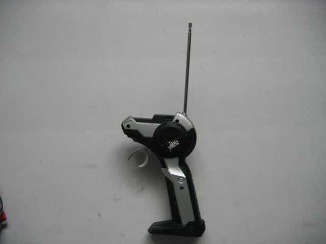 Remote Control Transmitter - FCC ID TWDAD296611 - Guangdong Auldey Toy Industry Ltd (2)