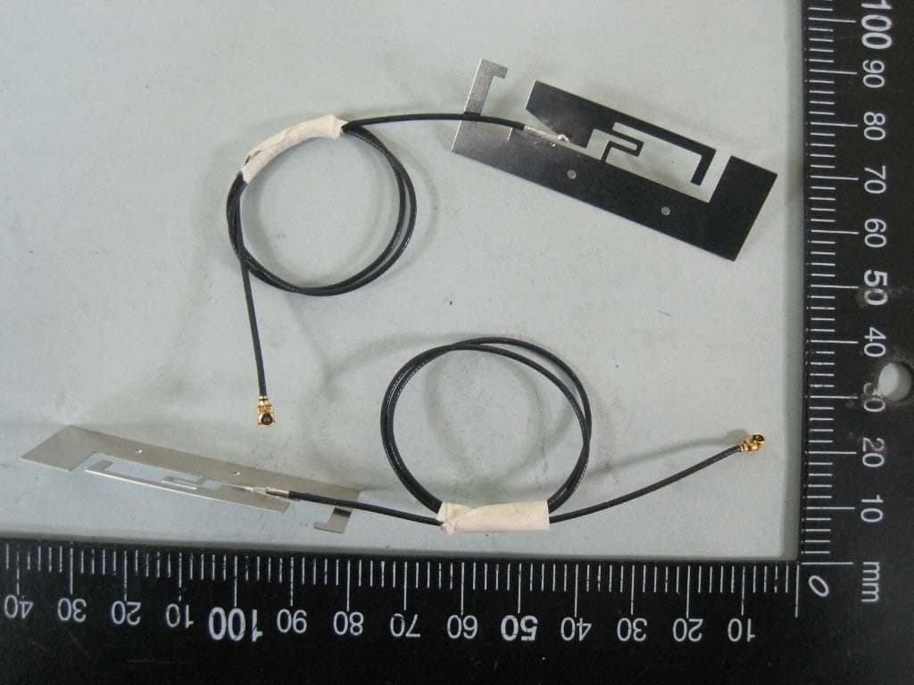 802.11 a/b/g/n RTL8192DE Combo miniCard - FCC ID TX2RTL8192DEB8 - Realtek Semiconductor Corp. (4)