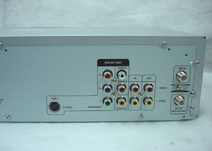 DVD/VCR Combo - FCC ID TX7T569 - Tonic Digital Products Limited