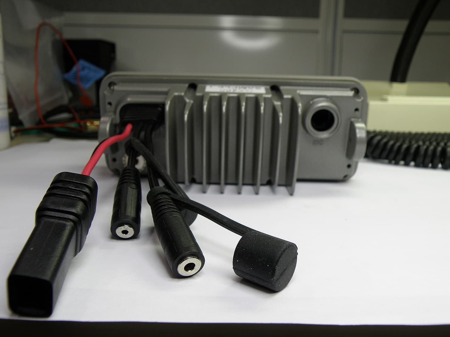 HF CB TRANSCEIVER - FCC ID TXJGX400 - Standard Communications Pty Ltd (1)