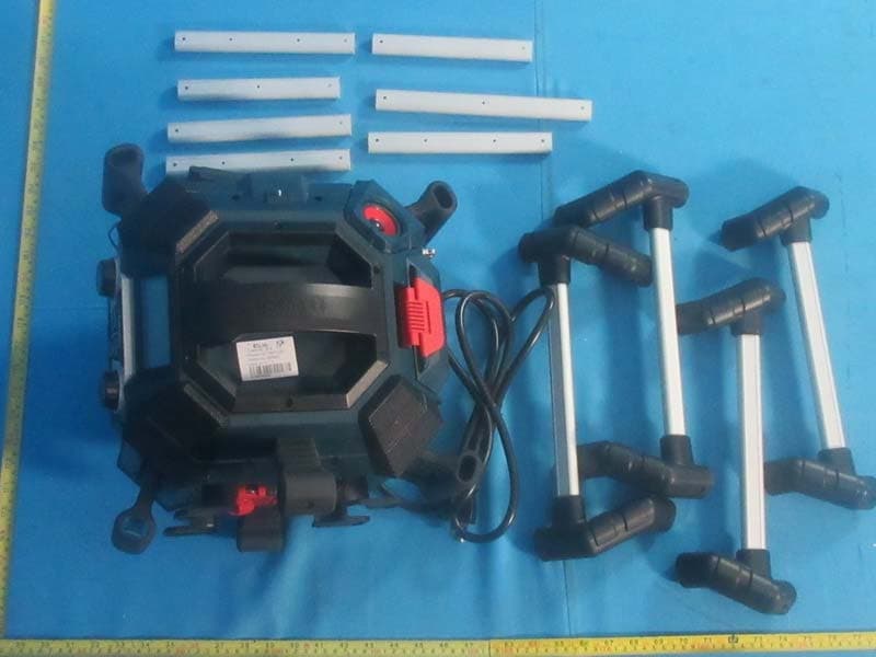 Power Box - FCC ID TXTPB360C - Robert Bosch Tool Corporation (2)