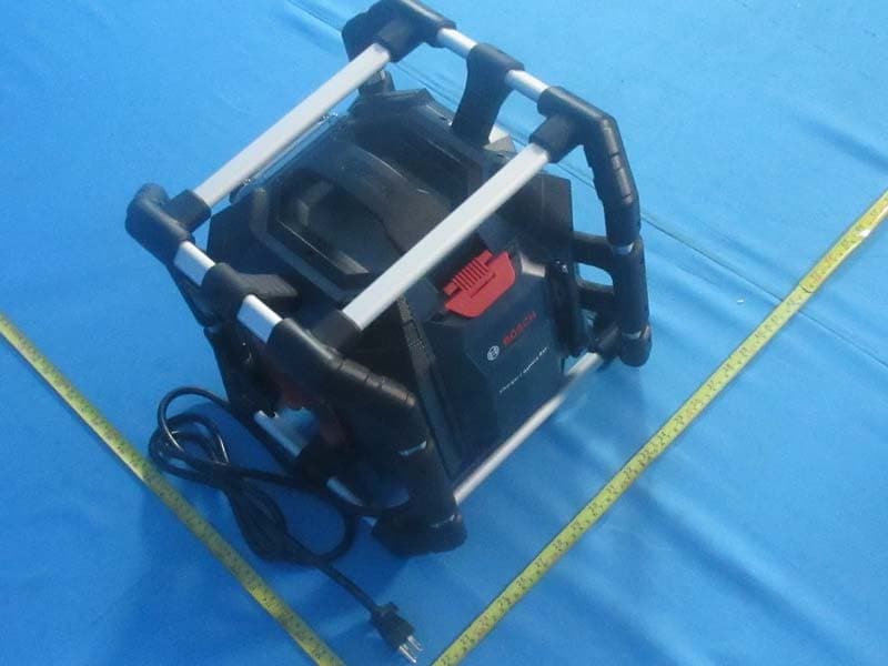 Power Box - FCC ID TXTPB360C - Robert Bosch Tool Corporation (4)