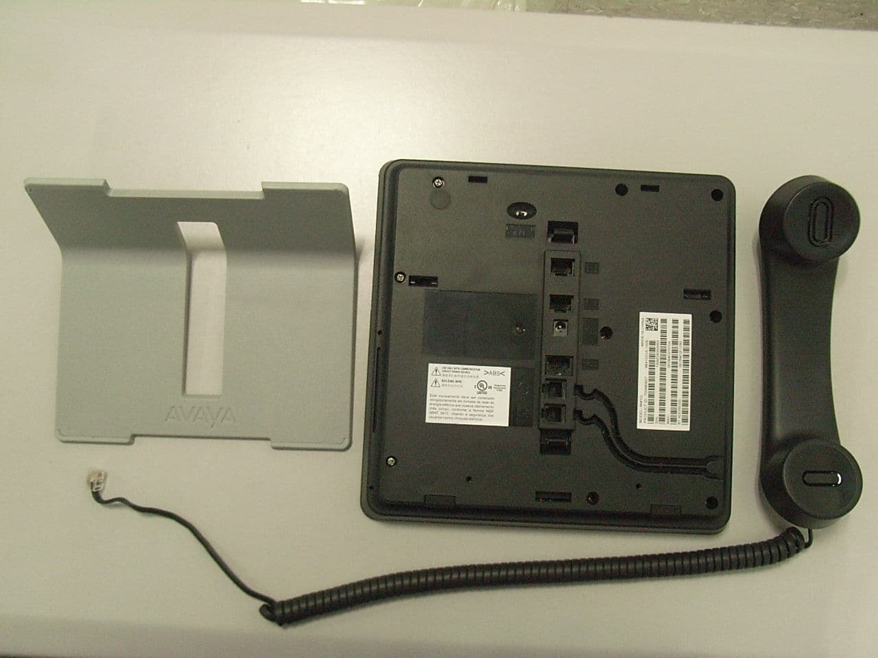 IP Phone 9641G with integrated Bluetooth Transceiver - FCC ID TYM-9641G - AVAYA (3)
