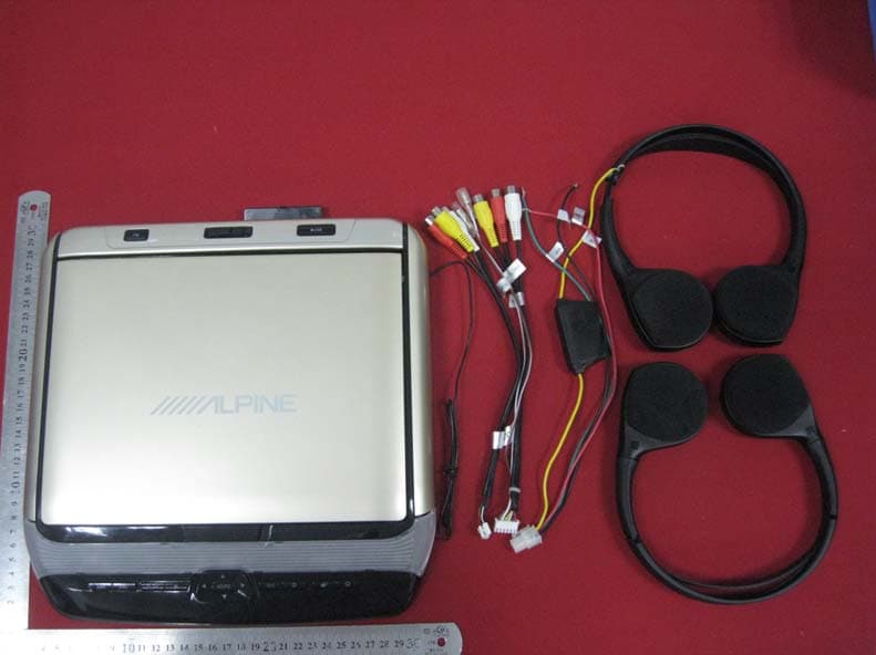 DVD Entertainment System - FCC ID TZ8-PKGRSE3HDMI - Evervictory Electronic Company Limited (3)