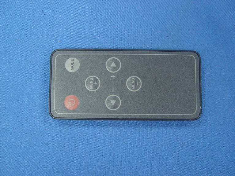 Roof Mount LCD Monitor - FCC ID TZ8TR7150CEVR - Evervictory Electronic Company Limited