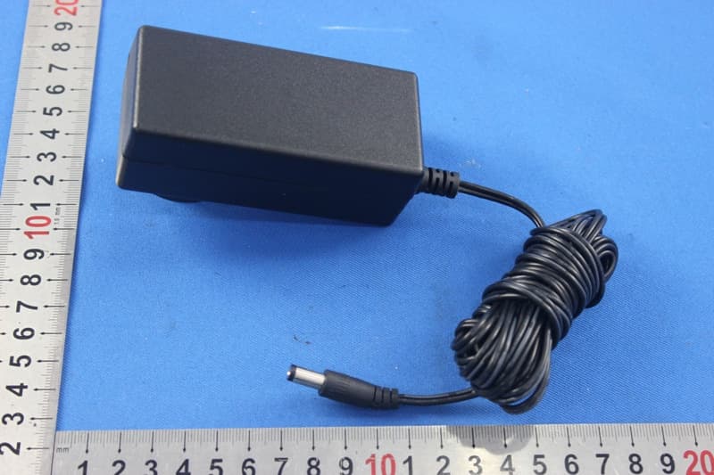 PROFESSIONAL HD KARAOKE SYSTEM WITH BLUETOOTH - FCC ID TZISDL9030DB - Arts Electronics Co., Ltd