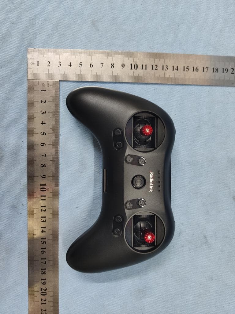 Radio control - FCC ID U2BRL039T8S - Radiolink Electronic Limited