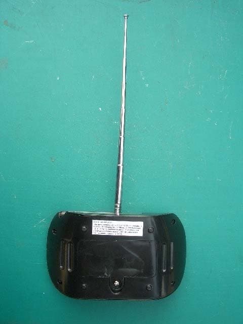 R/C Controller - FCC ID U2F90010701T2 - RIDEMAKERZ, LLC. (2)