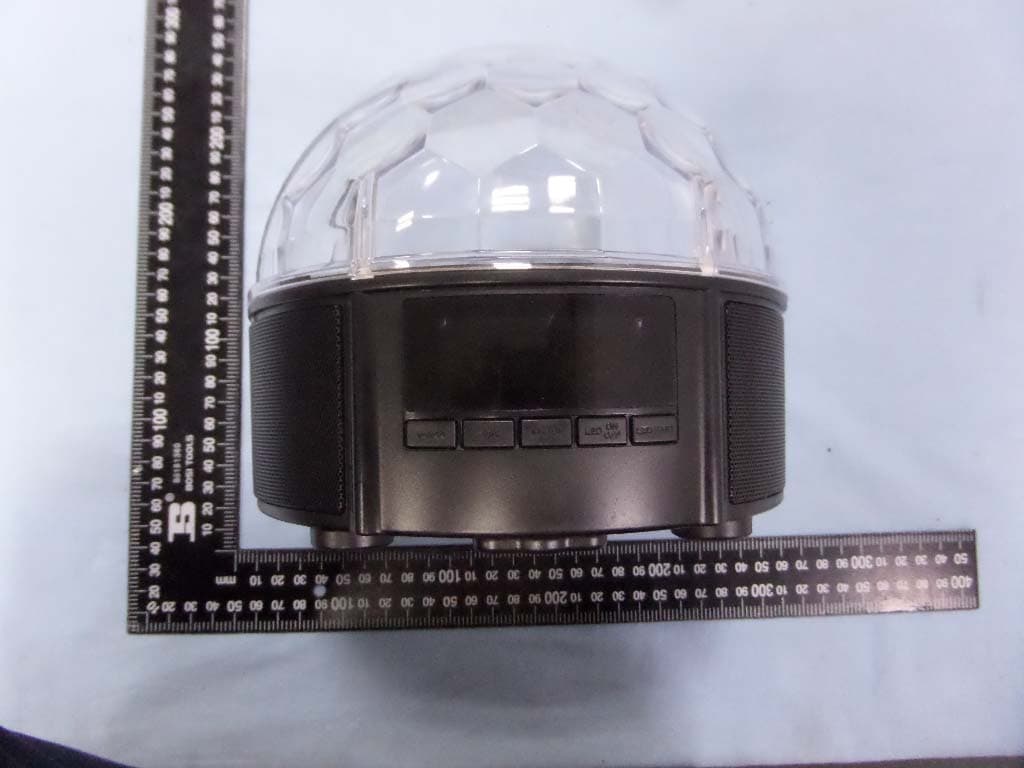 Party Light Bluetooth Speaker - FCC ID U2XBP2561 - Bluepioneer Technology Co., Ltd (5)
