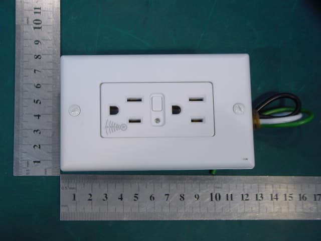 Duplex Receptacle - FCC ID U2Z45605 - Sheenway Asia Ltd. (2)