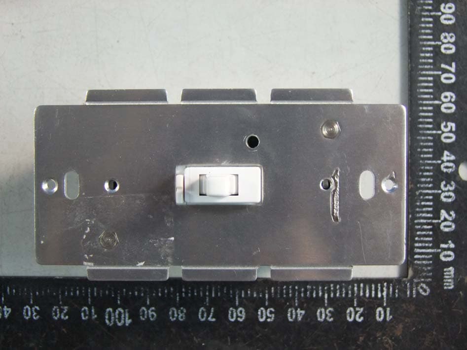 Z-wave In-Wall Toggle Dimmer - FCC ID U2ZZW3004A - Sheenway Asia Ltd.