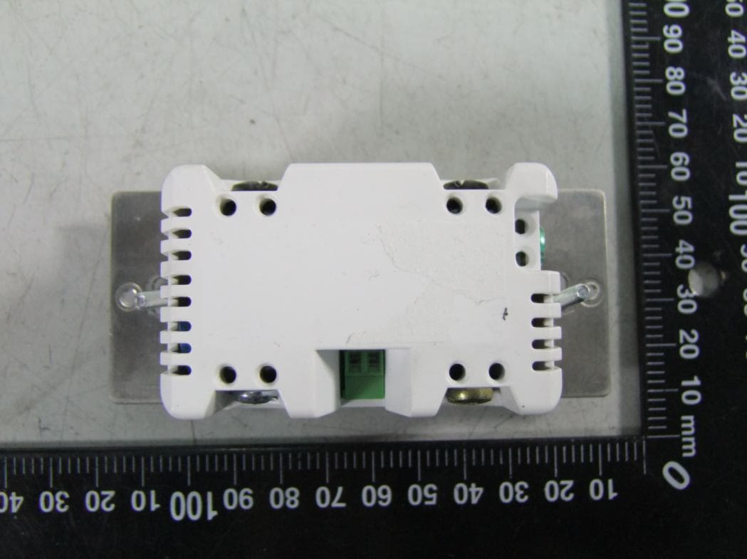 Z-Wave In-Wall Paddle Dimmer 0-10V 120/277V - FCC ID U2ZZW3010DV - Sheenway Asia Ltd. (4)