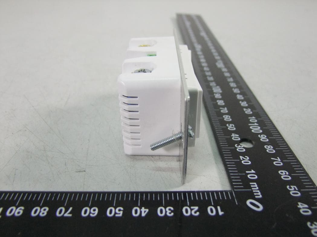 Z-Wave In-Wall Paddle Dimmer 0-10V 120/277V - FCC ID U2ZZW3010DV - Sheenway Asia Ltd. (5)