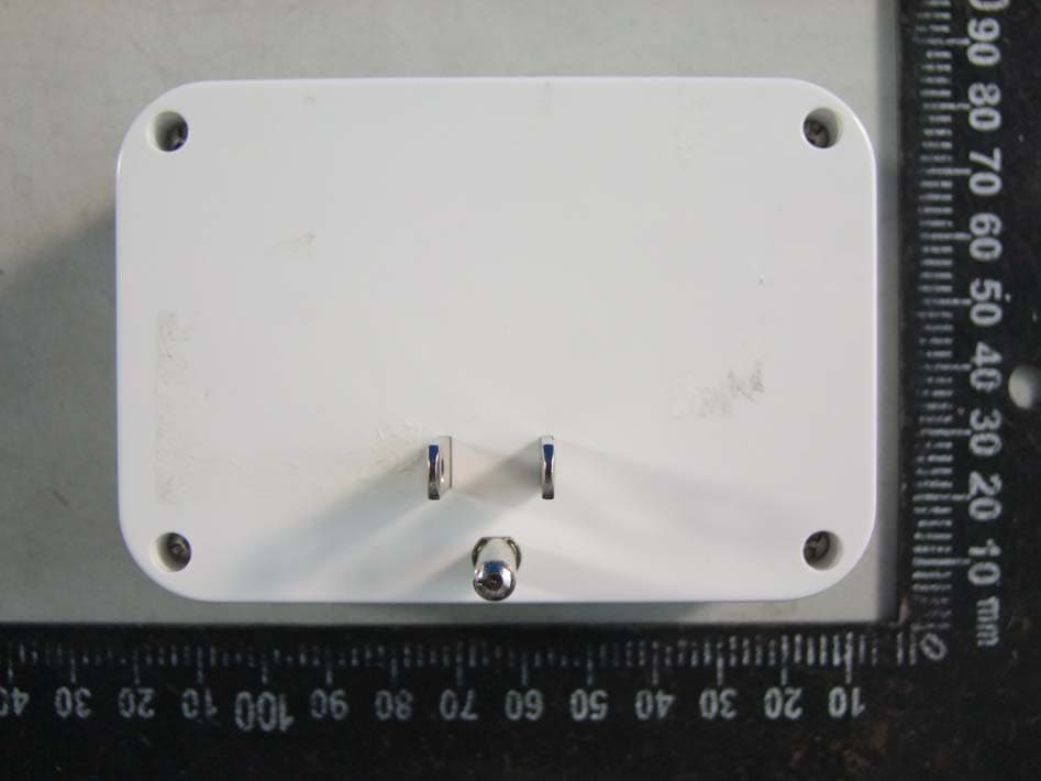 Z-wave Mid Size Plug-in Switch - FCC ID U2ZZW4104 - Sheenway Asia Ltd. (2)