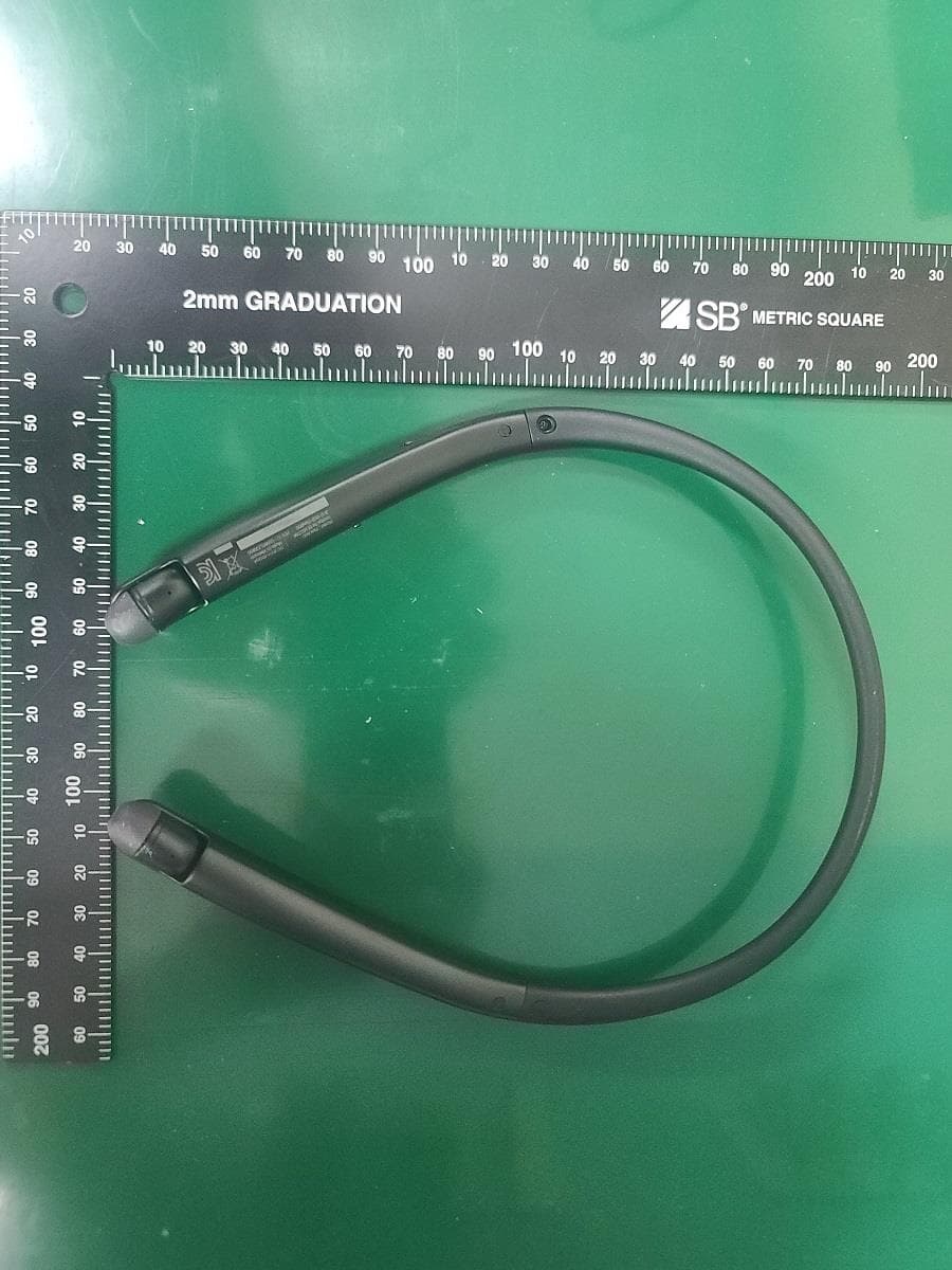 Bluetooth NeckBand Headset - FCC ID U3WFLEX800 - BLUECOM Co., Ltd.