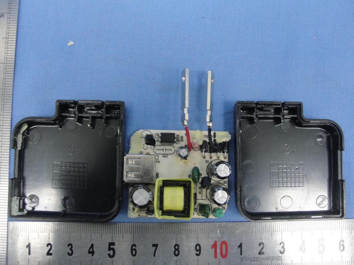 CDMA Mobile Phone - FCC ID U46-M570 - TeleEpoch Limited (4)