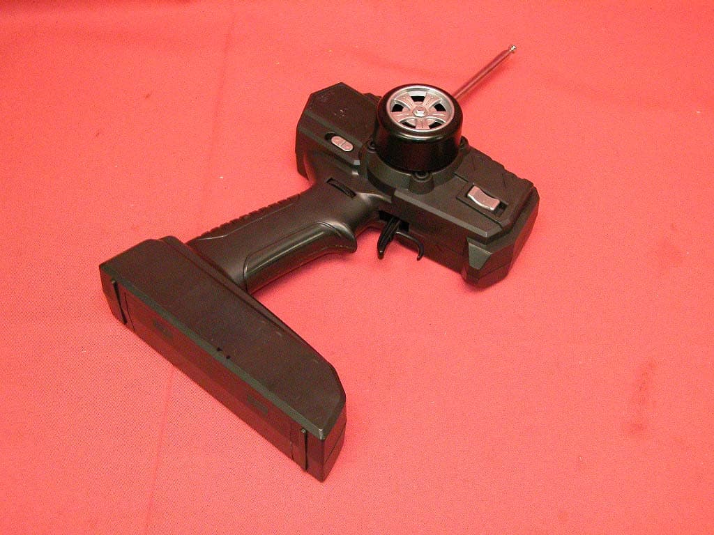 RC Car - FCC ID U5F4240-00 - Unimax Toys Limited (3)