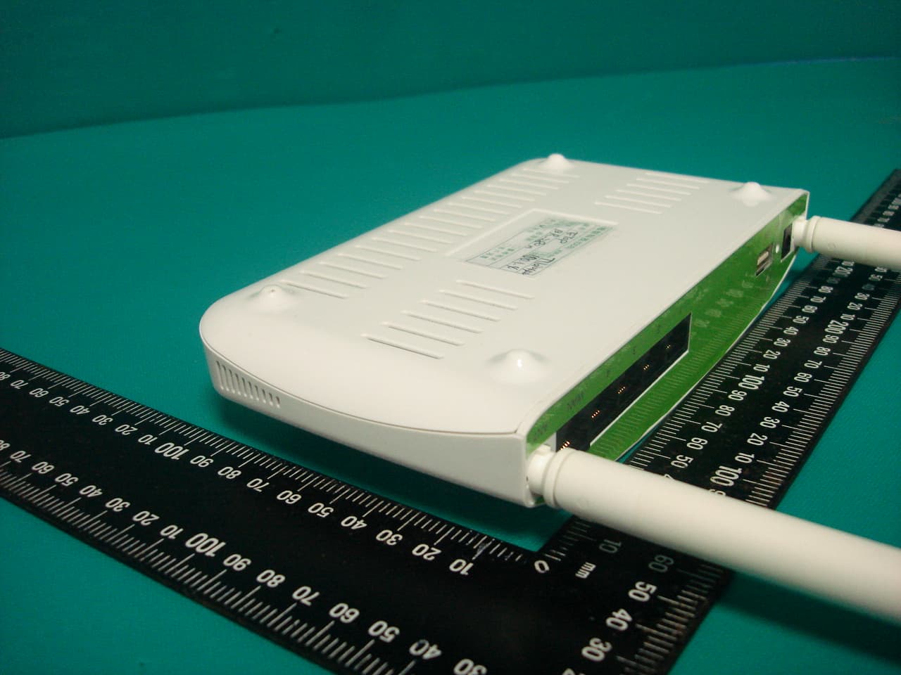 N+ High Power Broadband Router - FCC ID U6A-BR280N - E-Top Network Technology Inc. (5)