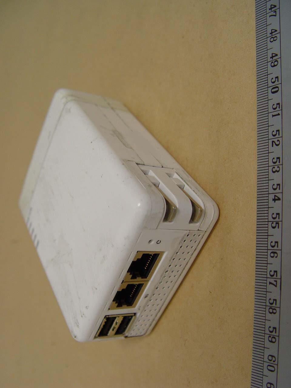 85M HomePlug Wireless Ethernet MFP Server Router - FCC ID U6APR126G - E-Top Network Technology Inc. (1)