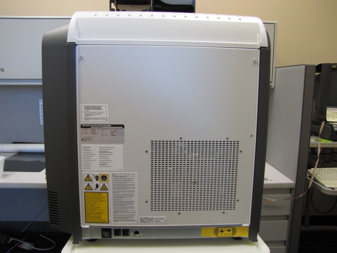 Film Printer for Medical Images using 13.56 MHz Transmitter RFID - FCC ID U725950 - Carestream Health, Inc. (2)