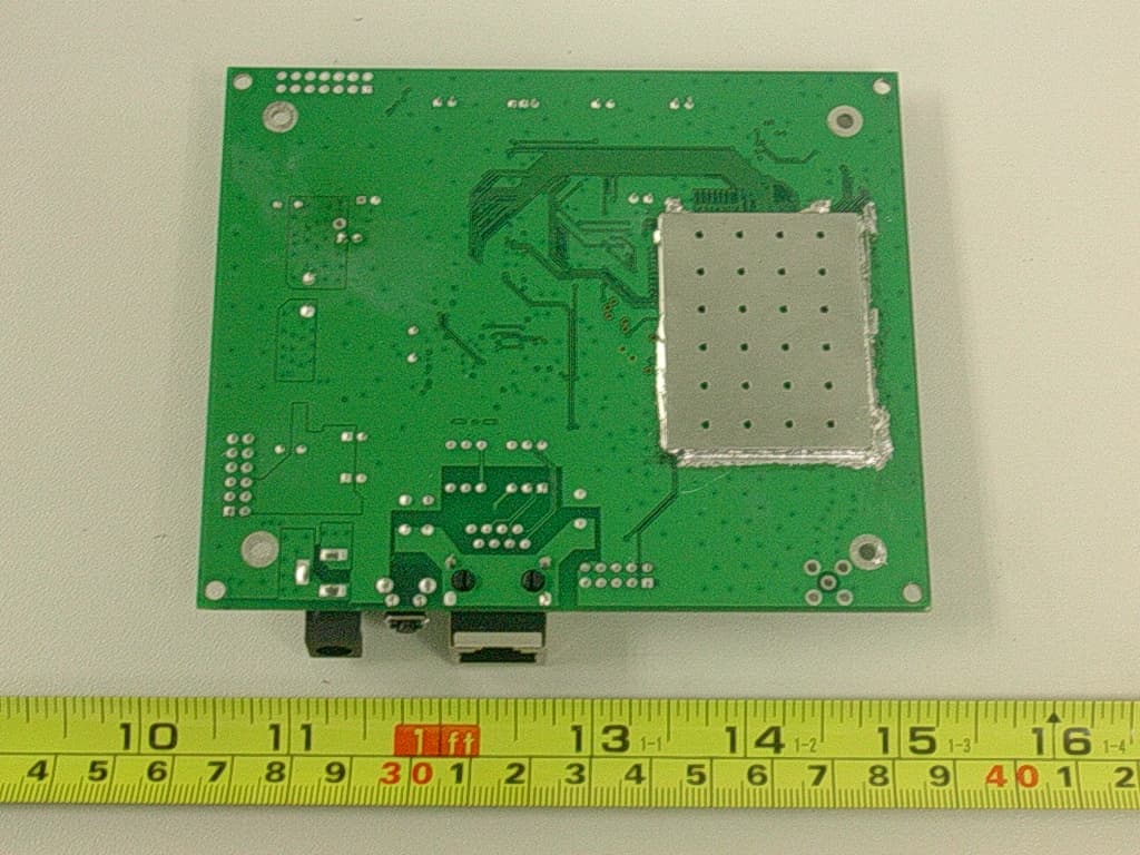 PePWAVE SURF200BG - FCC ID U8GSF200BG - PISMO LABS TECHNOLOGY LIMITED (2)