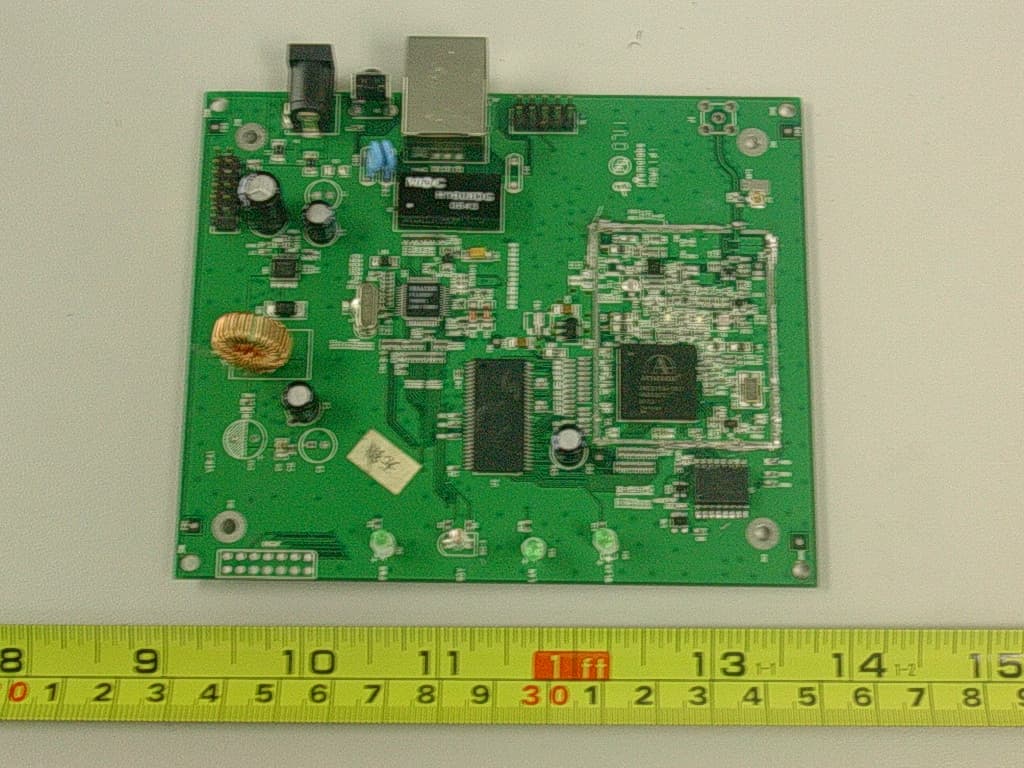 PePWAVE SURF200BG - FCC ID U8GSF200BG - PISMO LABS TECHNOLOGY LIMITED (4)
