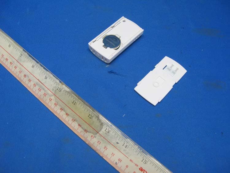 433MHz Transmitter (Freeze Sensor) - FCC ID U9K-FS1000 - SimpliSafe, Inc.