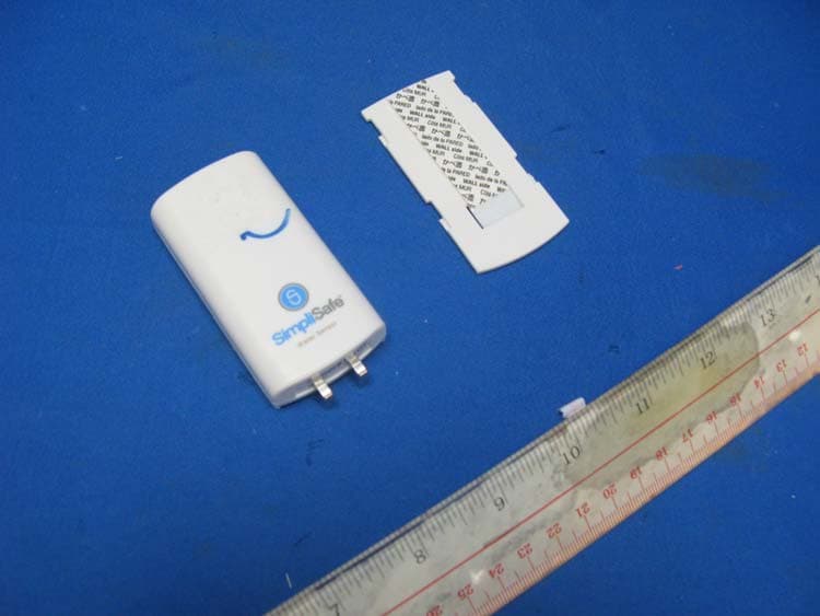 433MHz Transmitter (Water Sensor) - FCC ID U9K-WT1000 - SimpliSafe, Inc.