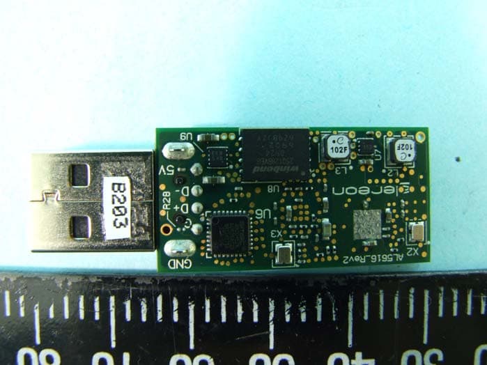 AL5616 Worldwide Wireless Dual Role USB Adapter - FCC ID U9YAL5616 - Alereon, Inc (1)