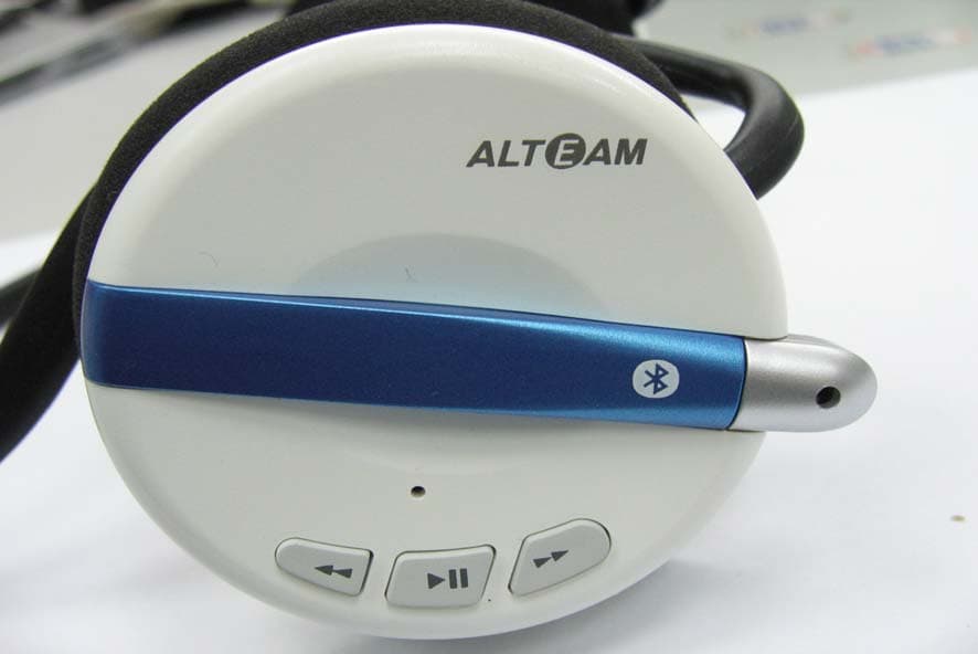 Bluetooth Stereo Wireless Headsets - FCC ID UAO938 - ALITEAM INC. (2)