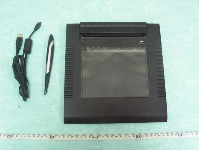 Bluetooth Pen Pad; Bluetooth Tablet II - FCC ID UBBRSKT06 - WALTOP International Corp. (3)