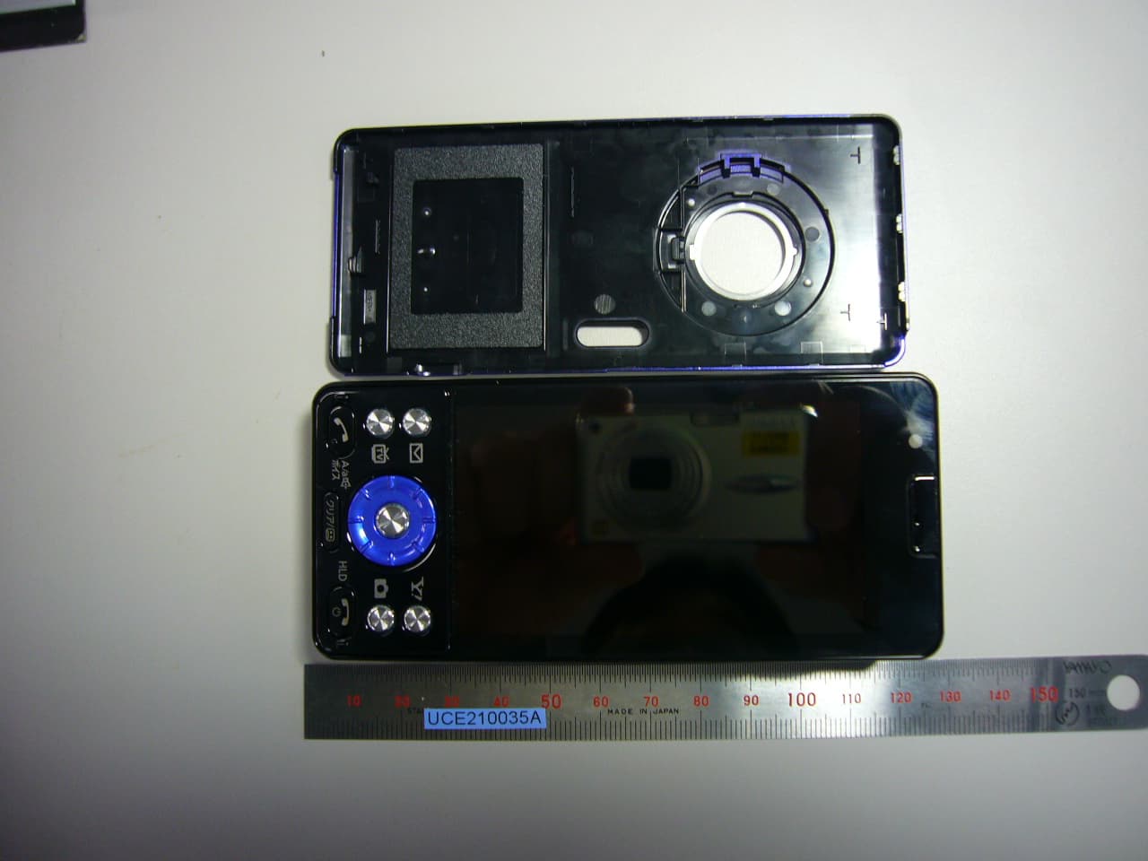 UMTS/ GSM Cellular Mobile with Bluetooth�, WLAN and RFID - FCC ID UCE210035A - Panasonic Connect Co., Ltd. (4)