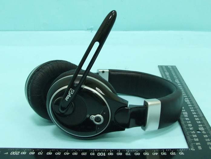 2.4 GHZ Wireless Headset - FCC ID UDQ-RF2600RX - G-Star Industrial CO., LTD. (2)