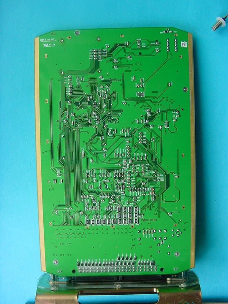 Vehicle mounted GPS Receiver with CDMA Transceiver - FCC ID UEK104133 - Eia Electronics NV (5)