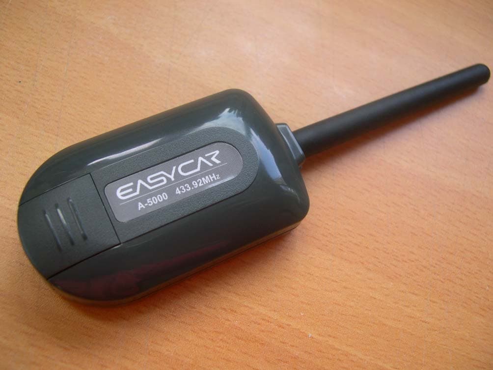 CAR ALARM SYSTEM - FCC ID UGI-A5000 - EZ Telematics