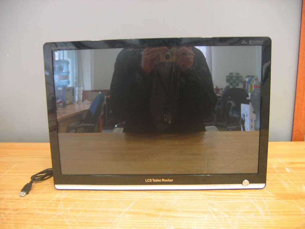 LCD Tablet Monitor - FCC ID UHAAHALTM-202W - AHA I&C Co., Ltd (2)