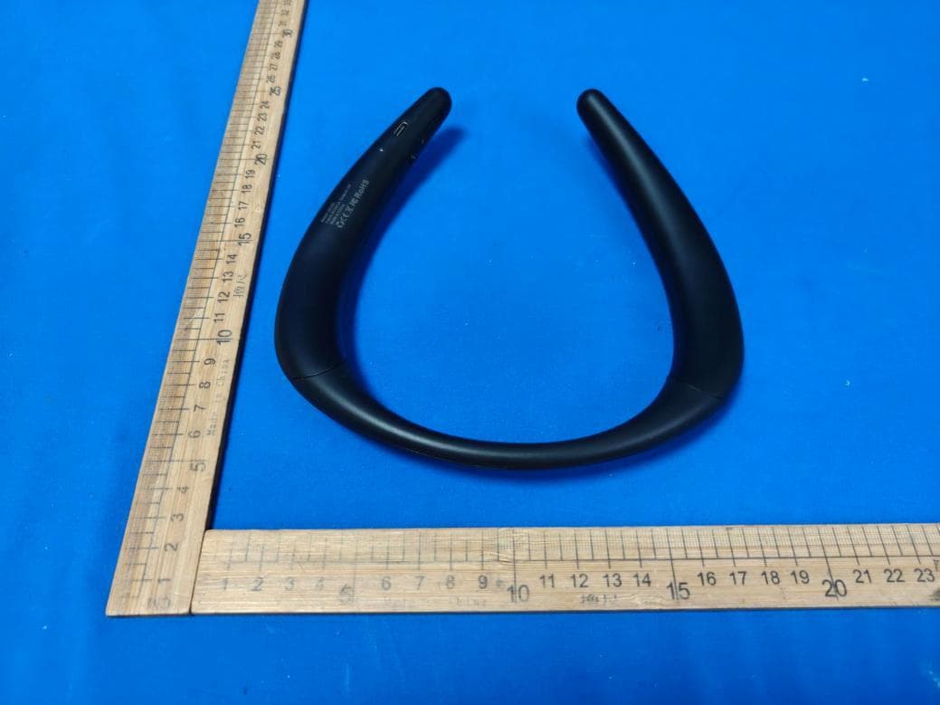 Neckband wireless speaker - FCC ID UHB-SX-133 - Shenzhen Shuaixian Electronic Equipment Co., Ltd.