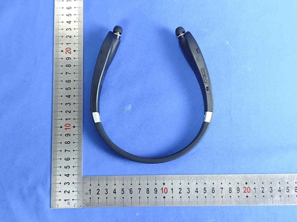 Neckband headphones - FCC ID UHB-SX-991 - Shenzhen Shuaixian Electronic Equipment Co., Ltd. (4)